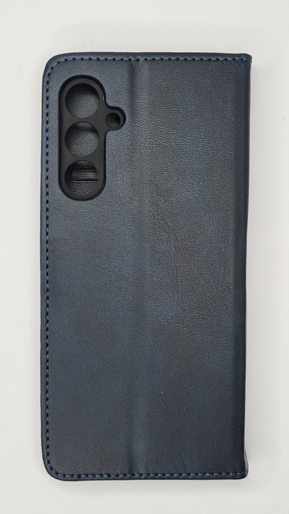 نمای پشت کیف