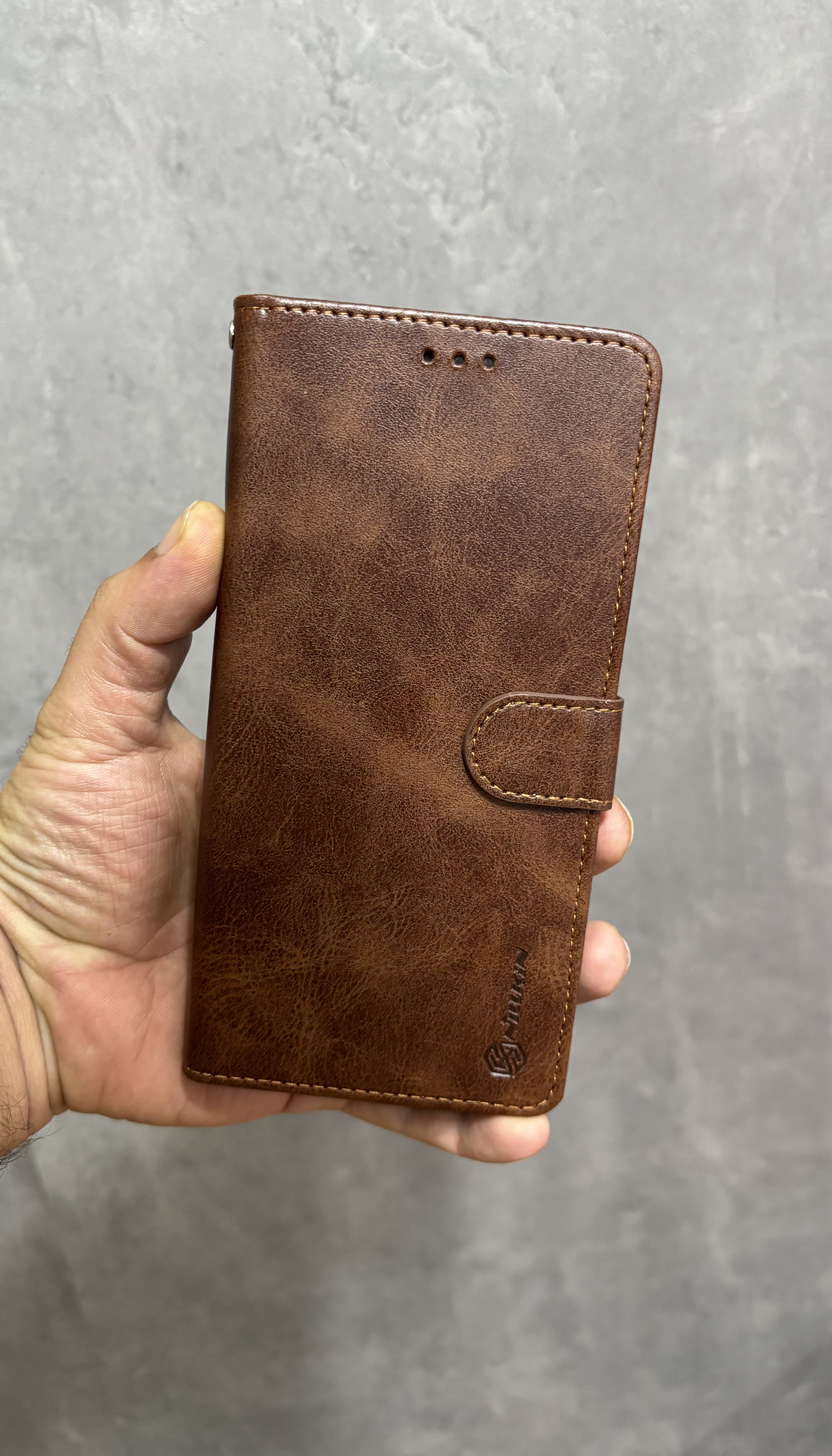 کیف کلاسوری چرمی  مناسب برای گوشی شیایومی  REDMI 13 4G